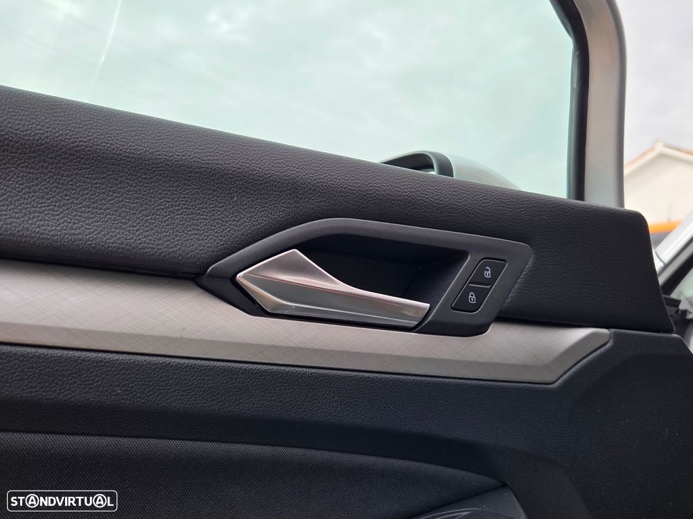 VW Golf Variant 2.0 TDi - 19