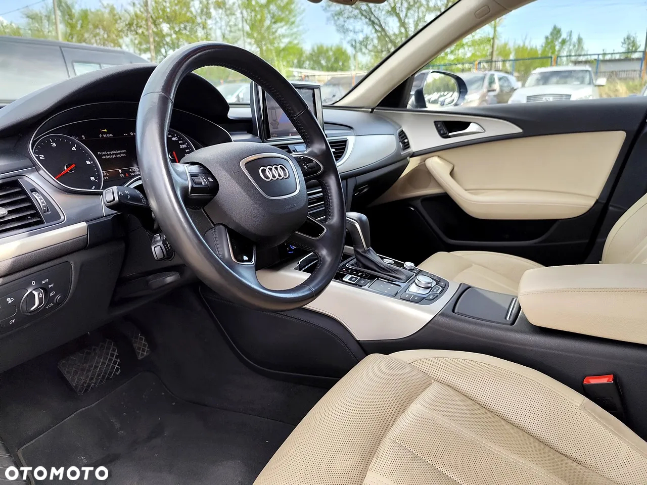 Audi A6 Avant 2.0 TDI Ultra S tronic - 13