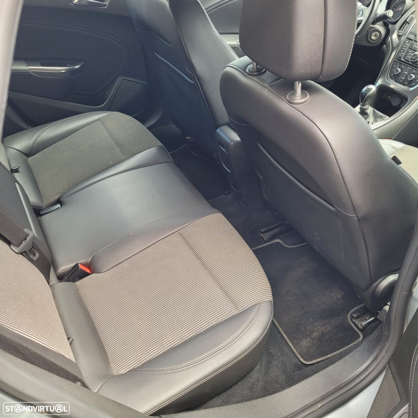 Opel Astra Sports Tourer 1.7 CDTi Enjoy - 18