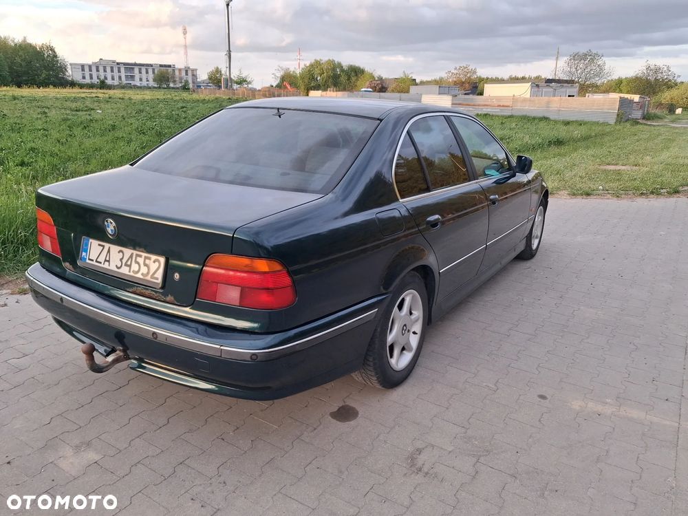 BMW Seria 5 523i - 8