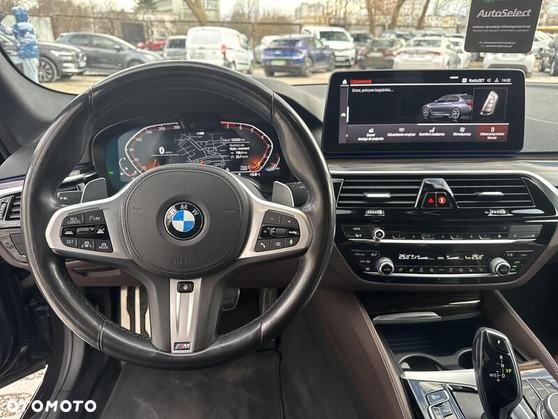 BMW Seria 5 530i mHEV M Sport sport - 10