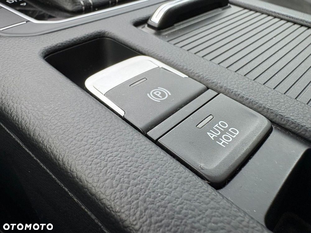 Volkswagen Arteon 2.0 TSI R-Line DSG - 28