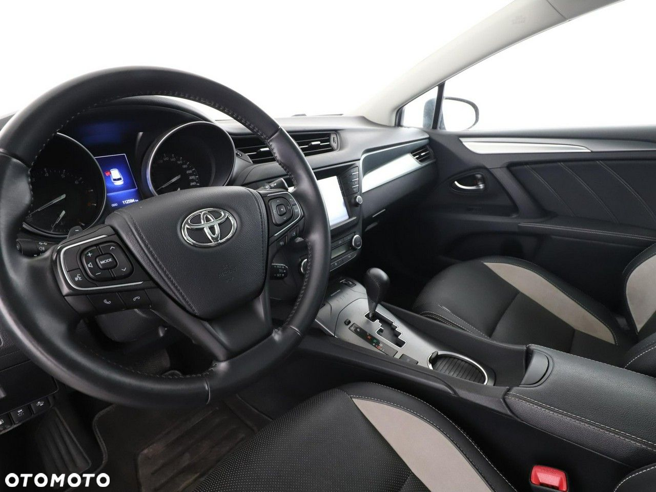 Toyota Avensis Touring Sports 1.8 Multidrive S Edition S+ - 10