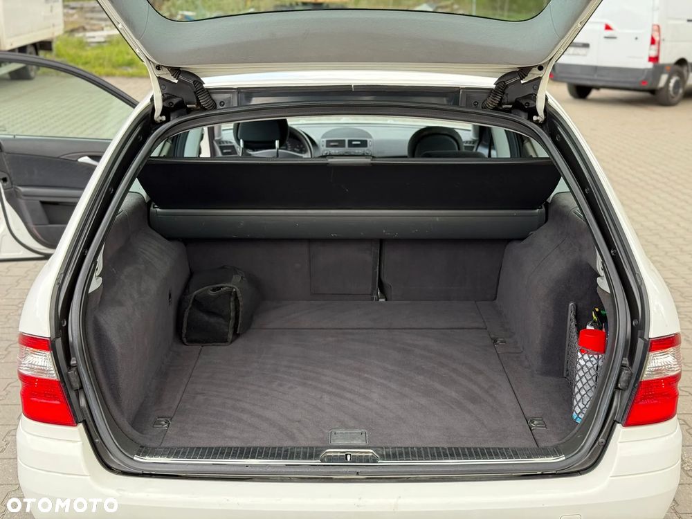 Mercedes-Benz Klasa E 220 CDI Automatik Classic - 14