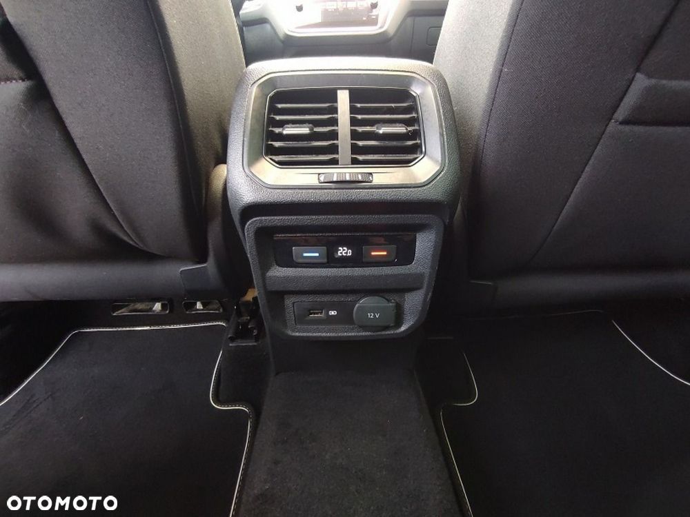 Volkswagen Tiguan - 16