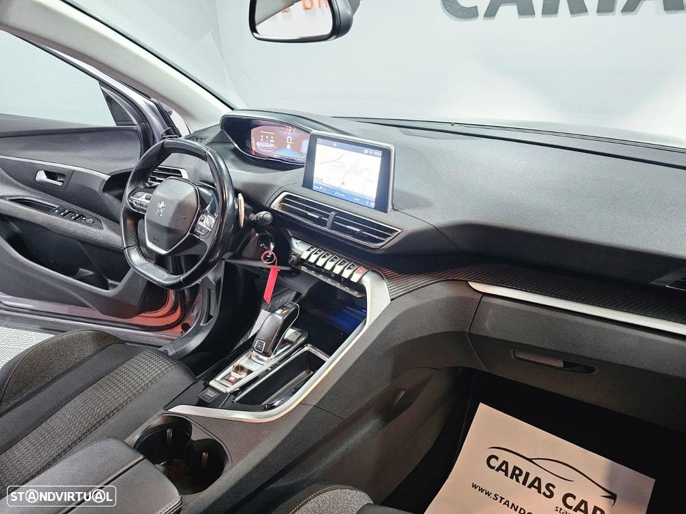 Peugeot 5008 1.5 BlueHDi Allure EAT8 - 11