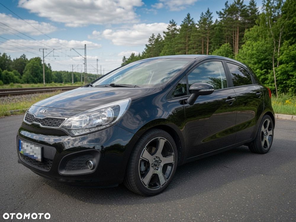 Kia Rio - 1
