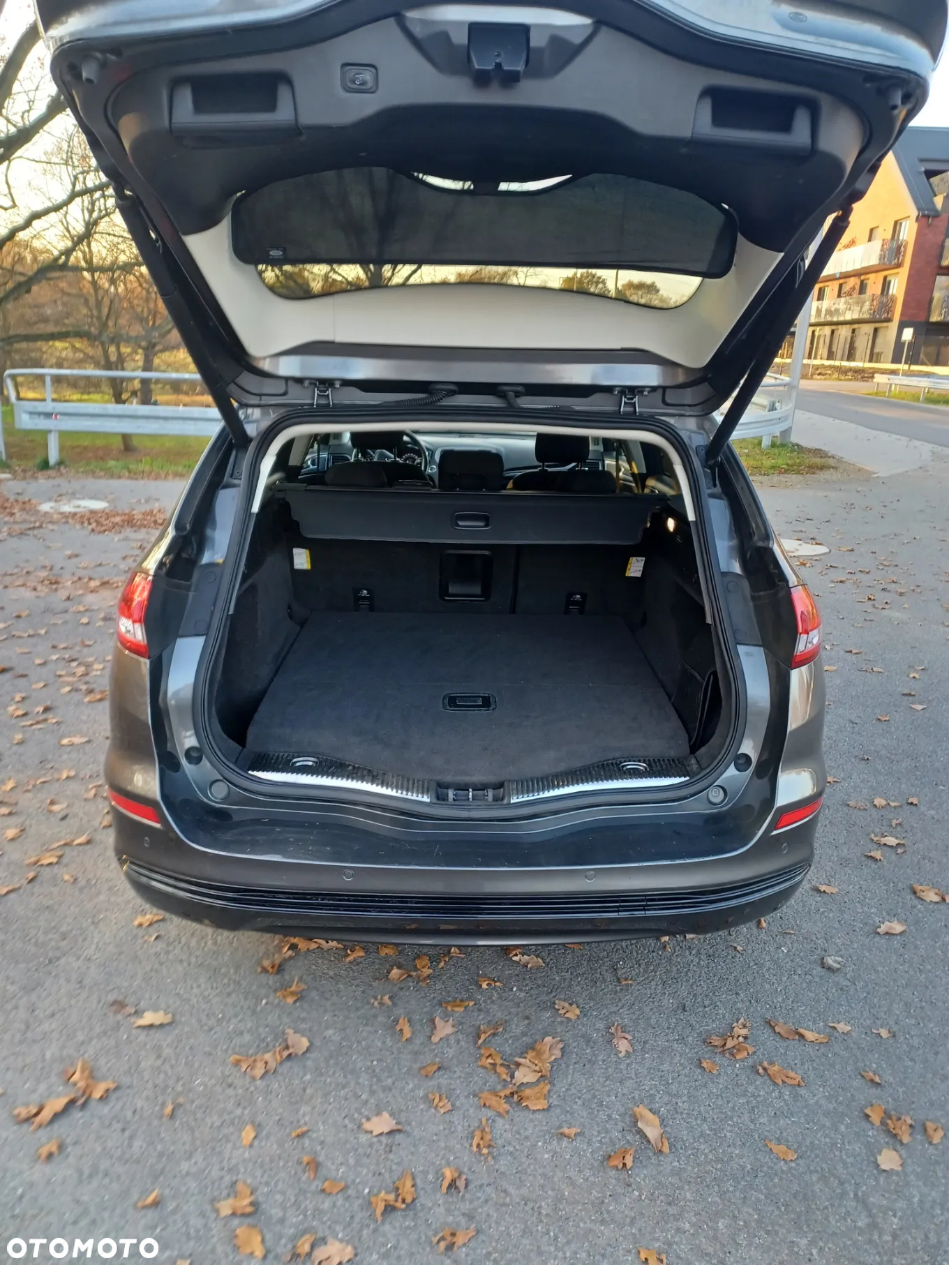 Ford Mondeo 2.0 EcoBlue Titanium - 3
