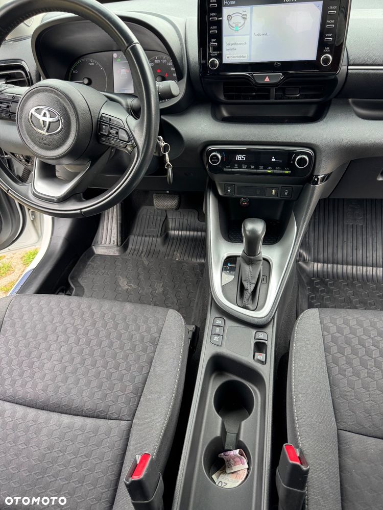 Toyota Yaris - 25