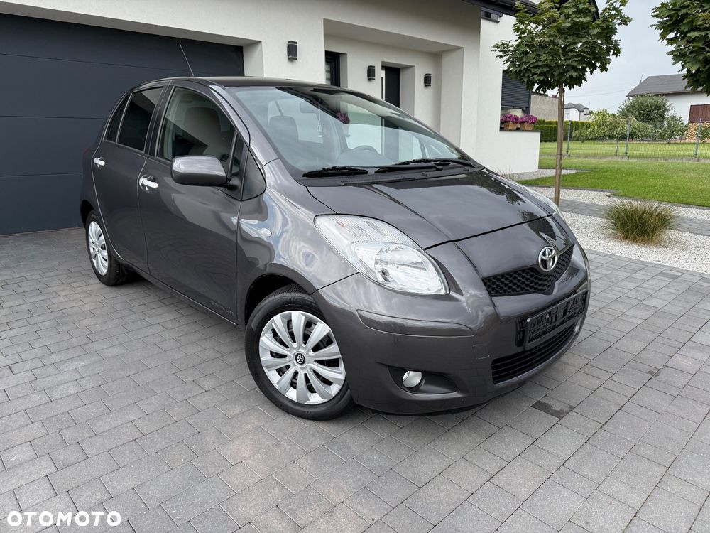 Toyota Yaris - 16