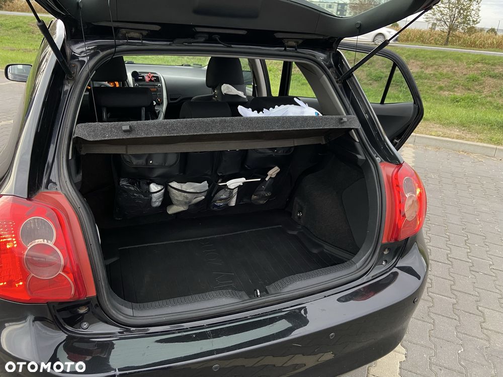 Toyota Auris - 4