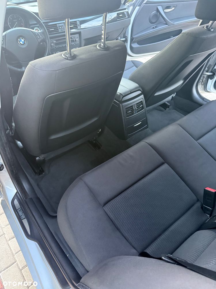 BMW Seria 3 318d DPF - 18