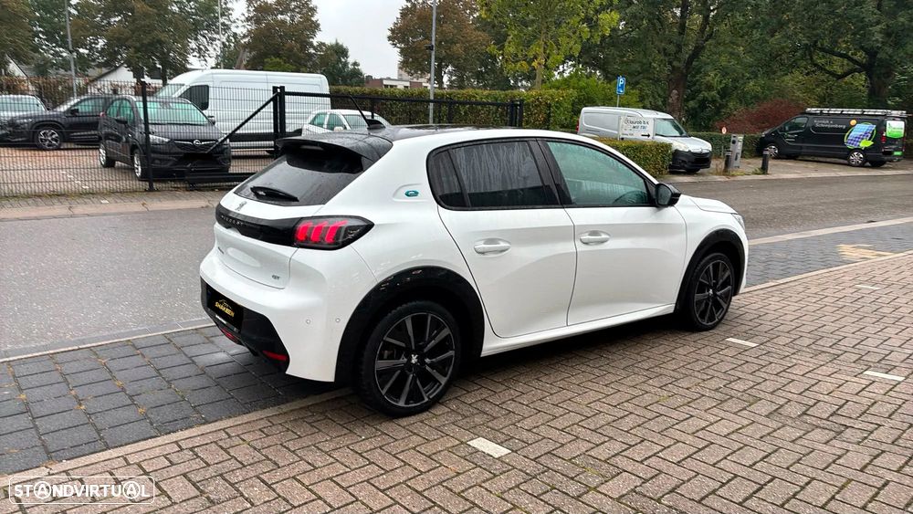 Peugeot e-208 GT - 3