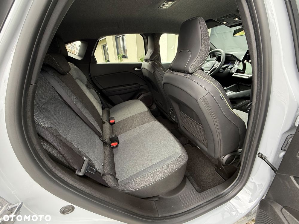 Renault Captur TCe Mild Hybrid 140 EDC GPF TECHNO - 33