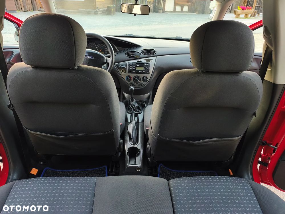 Ford Focus - 23