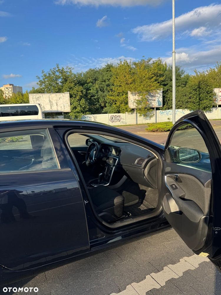 Volvo V40 T2 Kinetic - 3