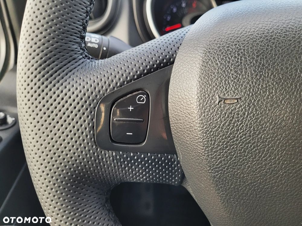 Renault Trafic LONG ZABUDOWA KLIMA KAMERA TEMPOMAT FV23% - 37
