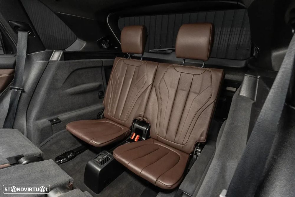 BMW X5 25 d xDrive Pack M - 28