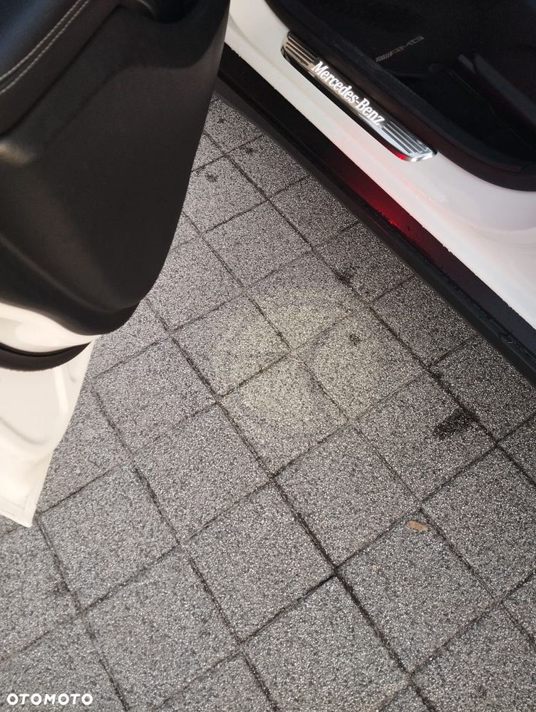 Mercedes-Benz GLC - 18