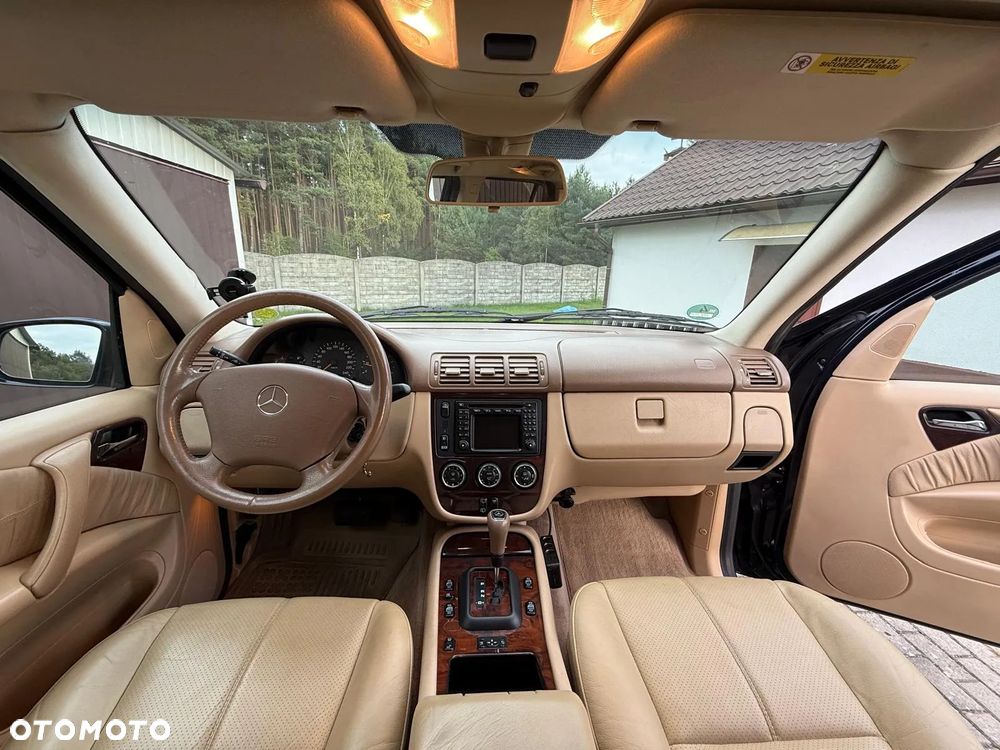 Mercedes-Benz ML - 12