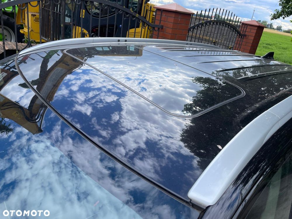 Mitsubishi Outlander Instyle NAVI + - 37