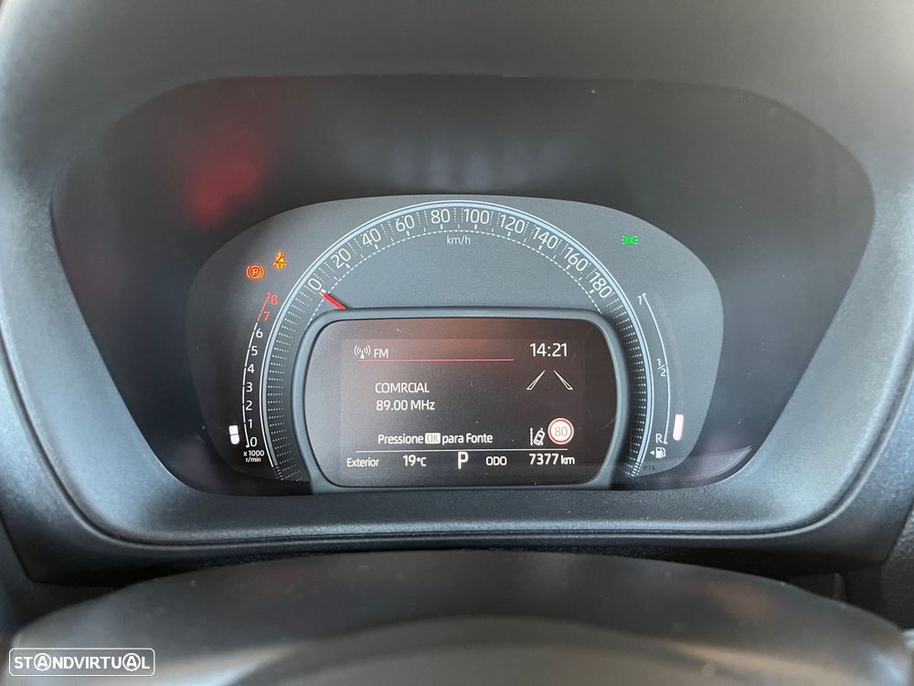 Toyota Aygo X 1.0 Pulse CVT - 28