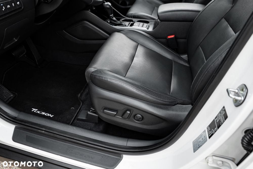 Hyundai Tucson 2.0 CRDi Premium 4WD - 21