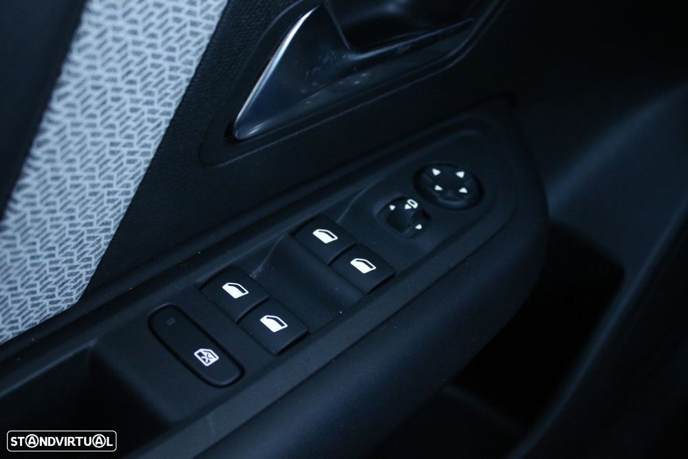 Citroën e-C4 C-Series - 31