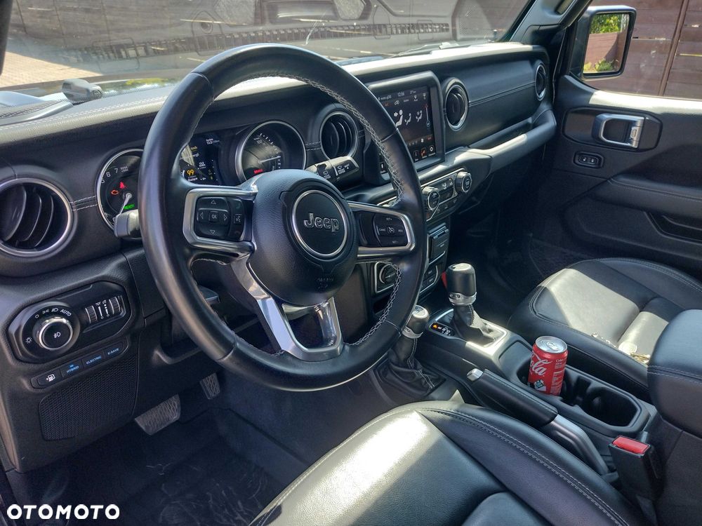 Jeep Wrangler - 6