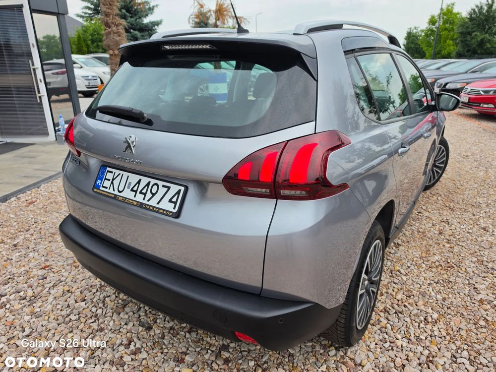 Peugeot 2008 1.2 Pure Tech Active S&S EAT6 - 22