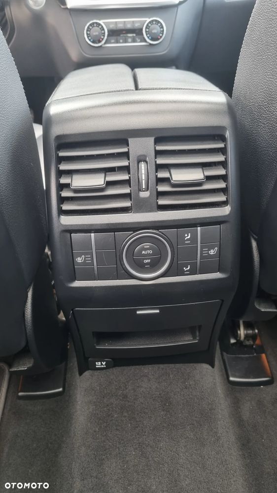 Mercedes-Benz ML - 24