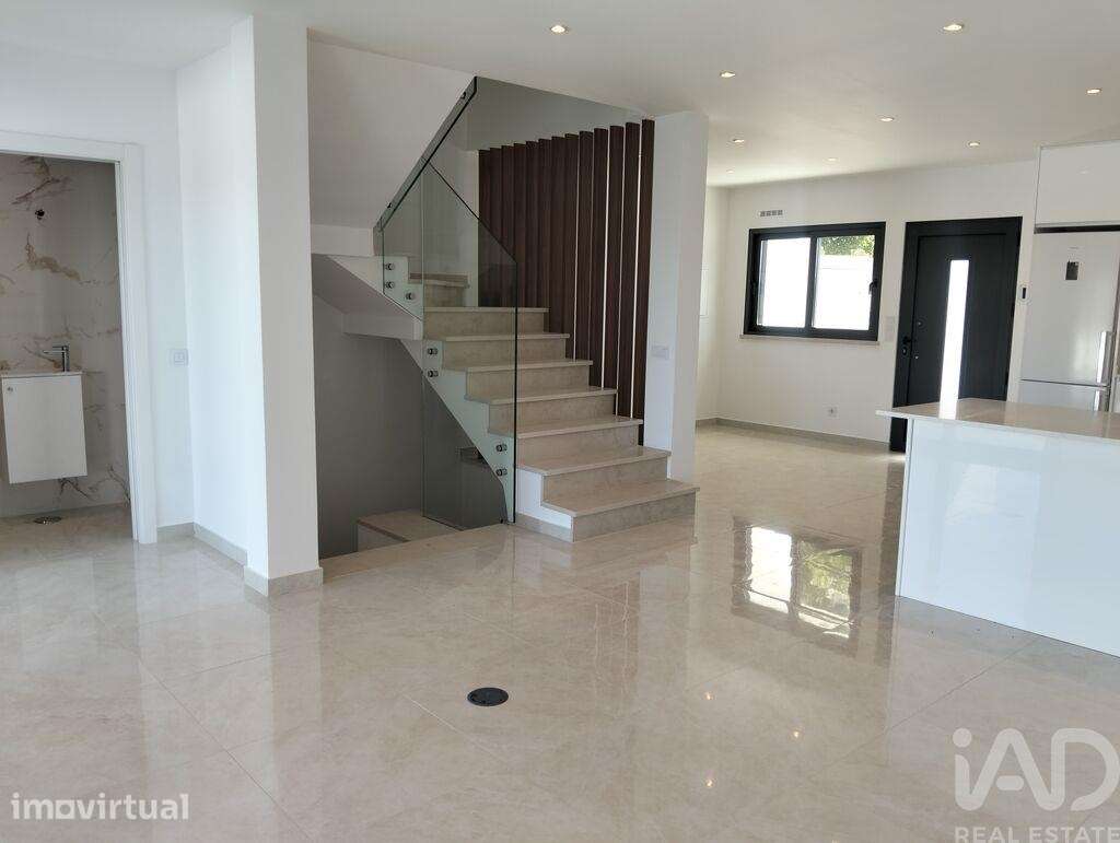 Moradia geminada T3 em Tavira de 225 m2 - Grande imagem: 3/39