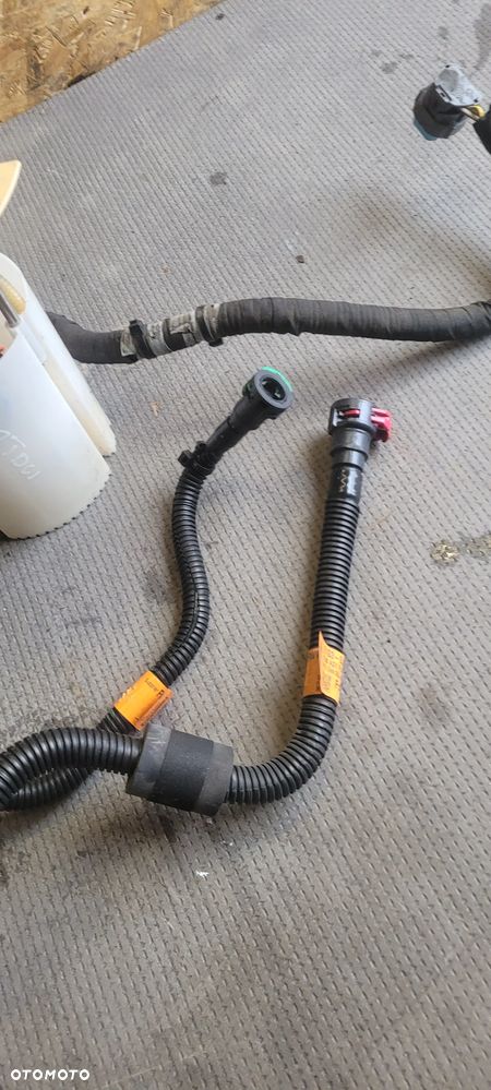 Pompa paliwa  przewody ford galaxy mk4 2.0 tdci mk4  2 - 3