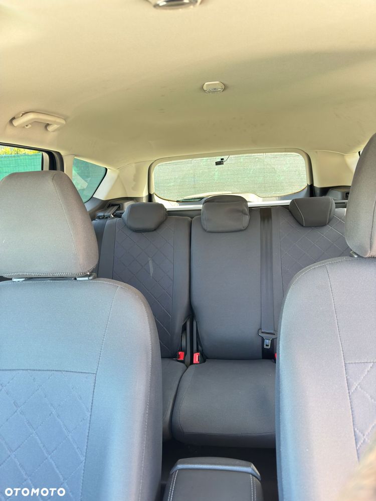 Ford Kuga - 19