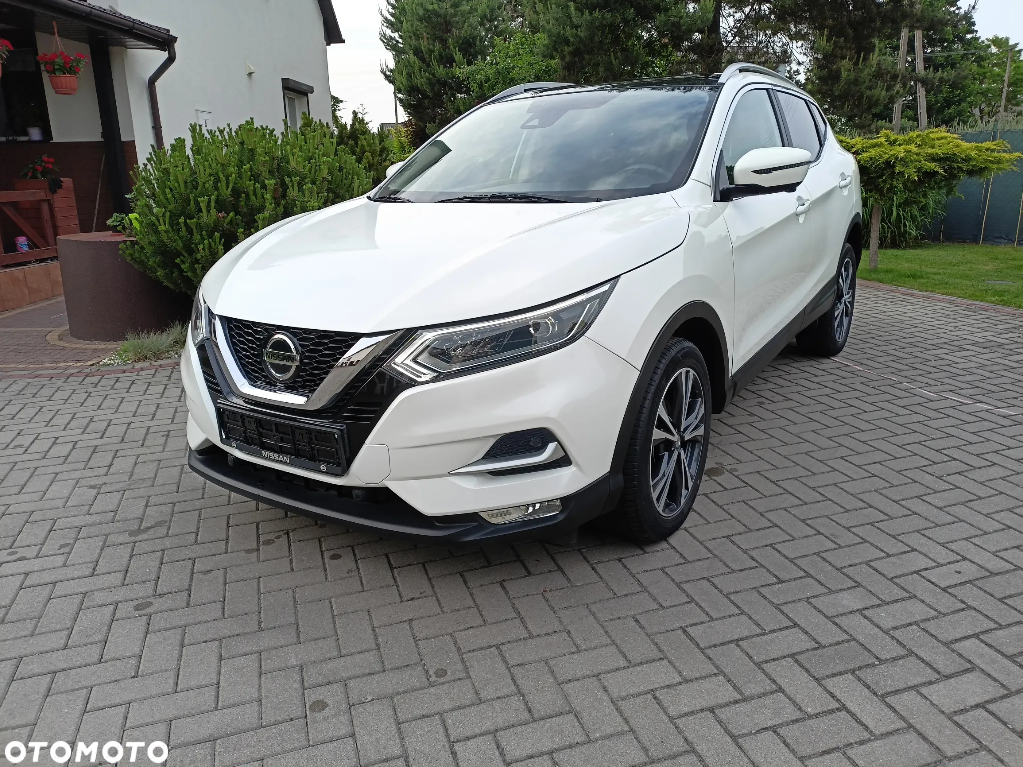 Nissan Qashqai 1.7 dCi 4x4 N-Connecta - 6