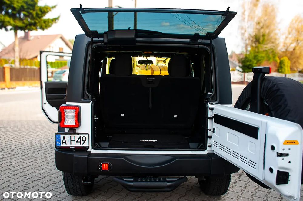 Jeep Wrangler 3.6 Automatik Rubicon - 29