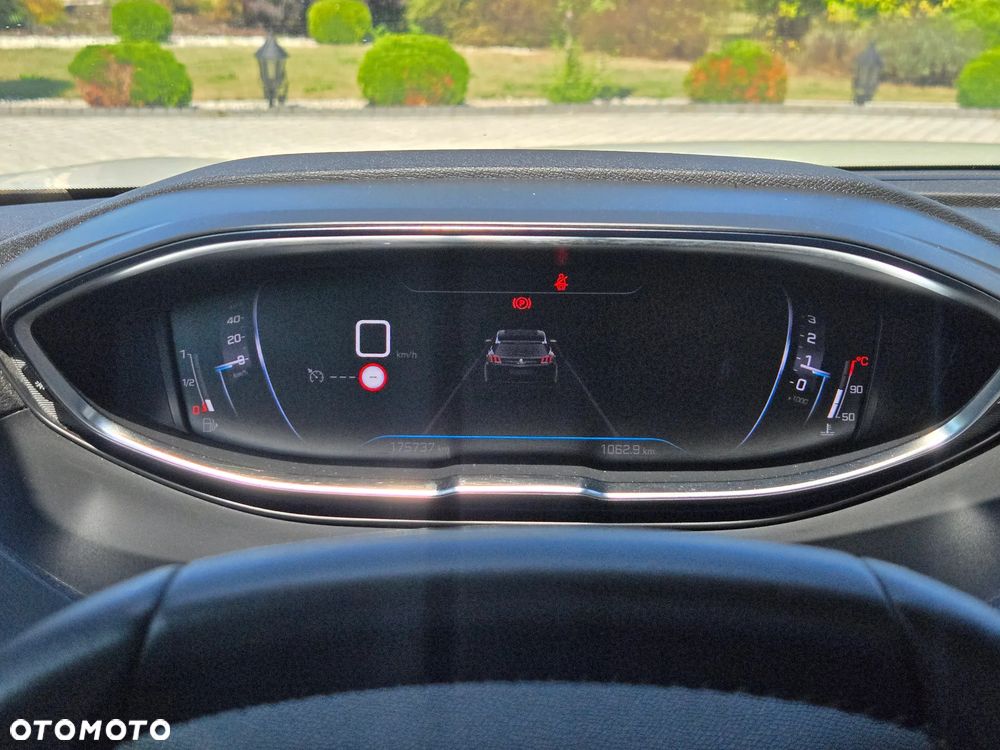 Peugeot 3008 BlueHDi 130 Stop & Start Active Business-Paket - 31