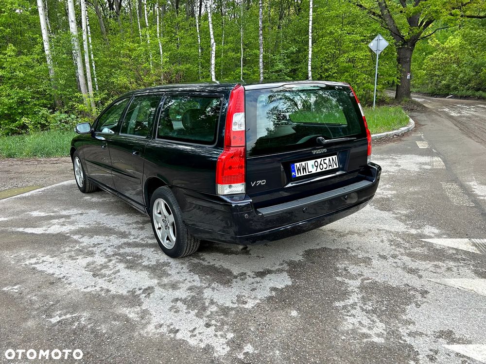 Volvo V70 2.4 Momentum - 5