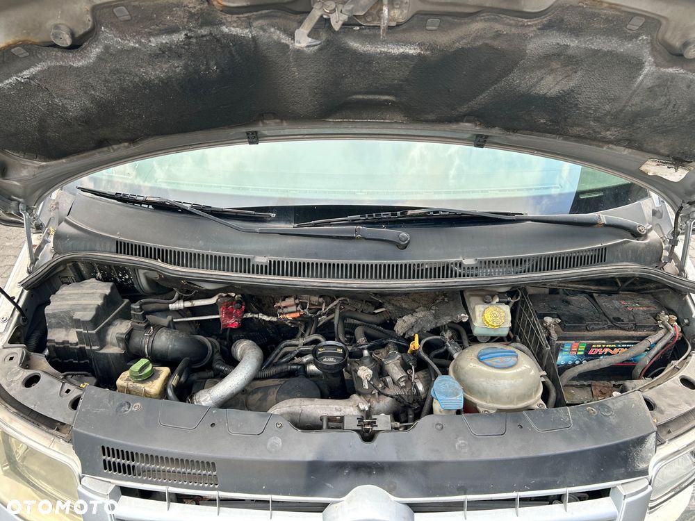 Volkswagen Transporter L1H1 - 11
