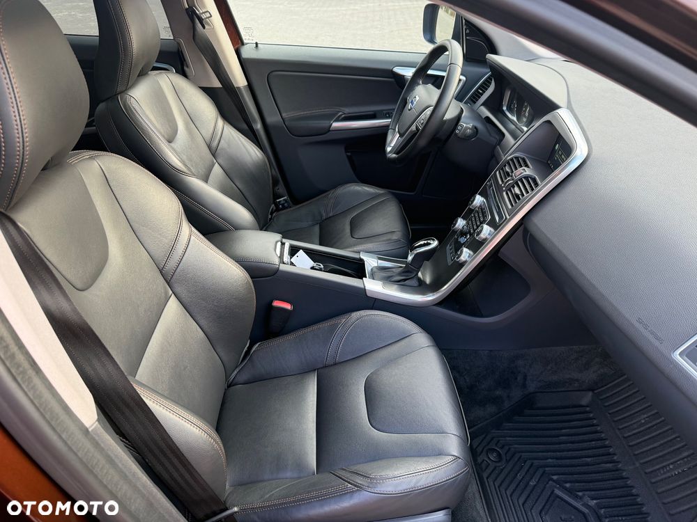 Volvo XC 60 D4 Drive-E Summum - 31