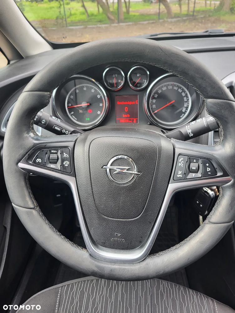 Opel Astra GTC 1.4 Turbo - 20