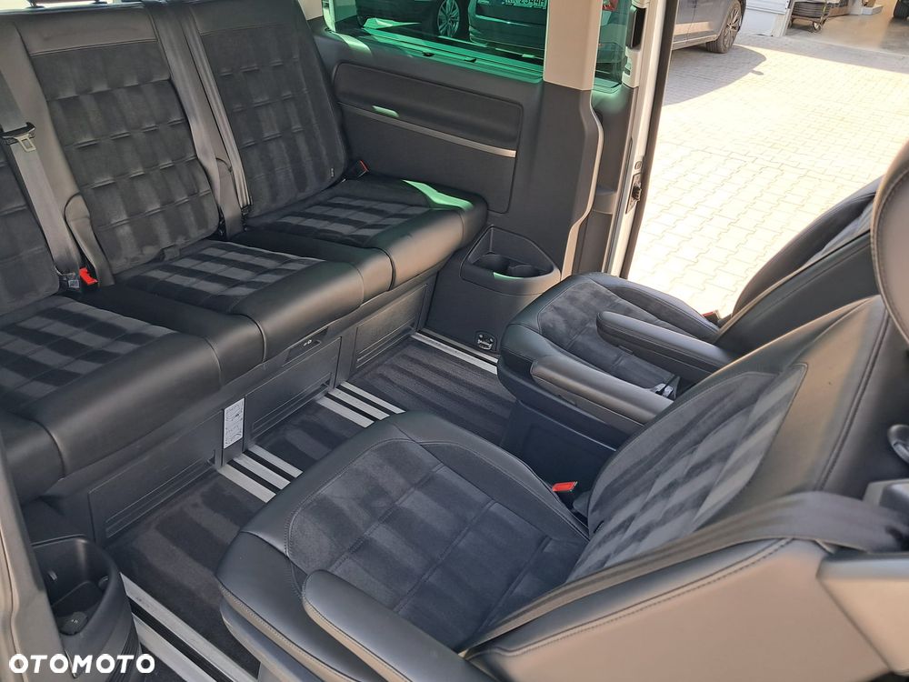 Volkswagen Multivan - 16