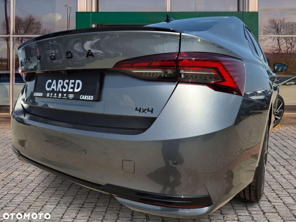 Skoda Octavia 2.0 TSI Sportline 4x4 DSG - 11