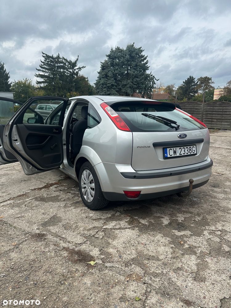 Ford Focus 2005 photo 3