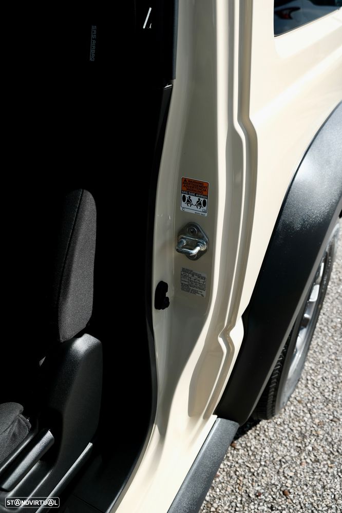 Suzuki Jimny 1.5 ALLGRIP Comfort+ - 18