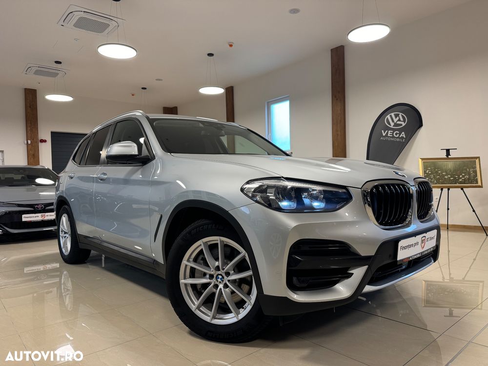 BMW X3 xDrive20i Aut. Luxury Line - 3