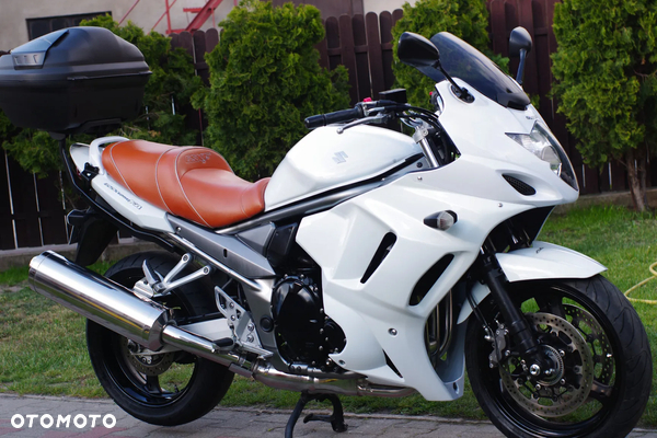 Suzuki GSX