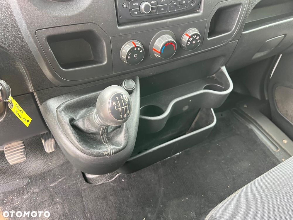Renault Master - 13