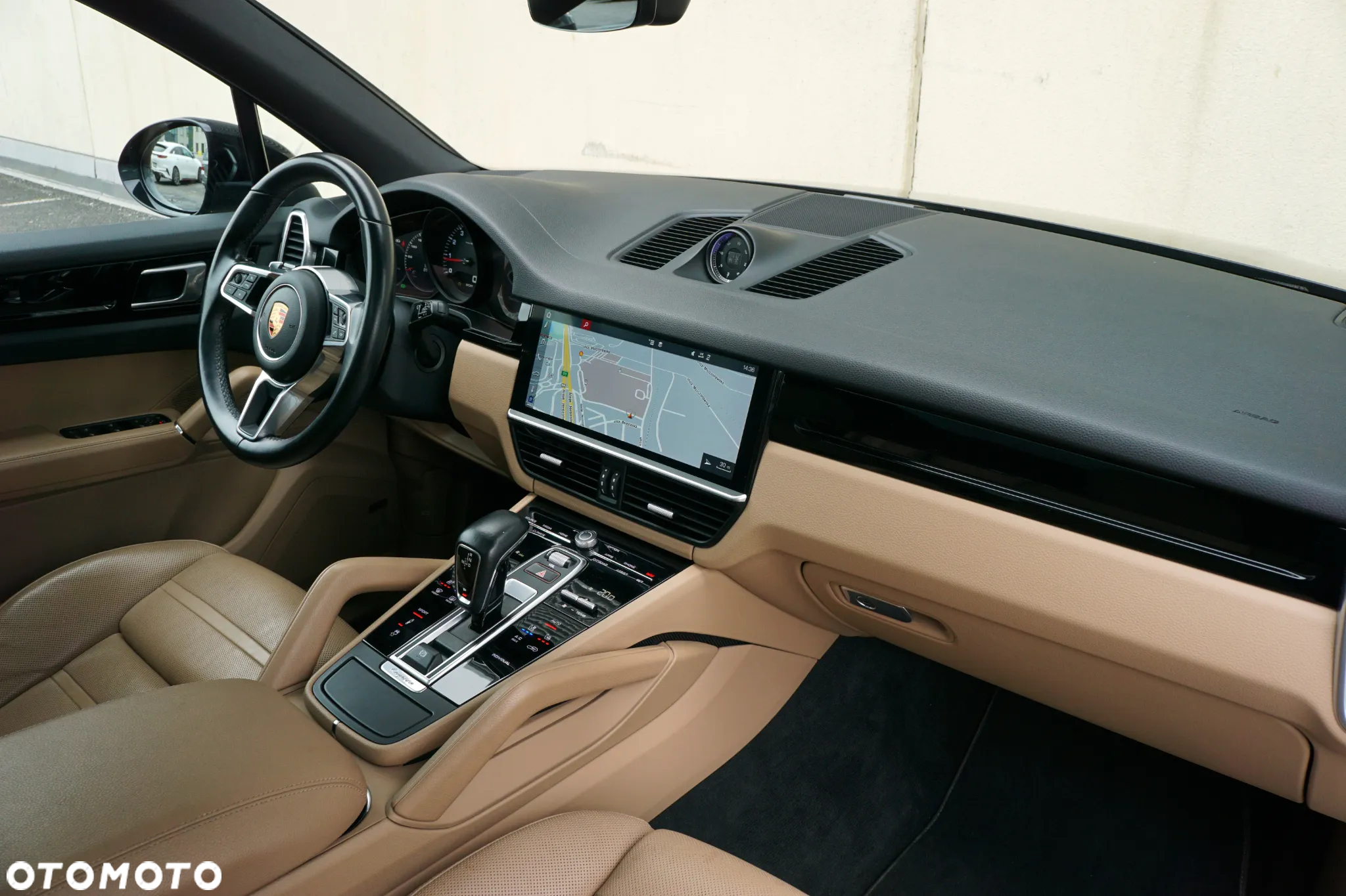 Porsche Cayenne Standard - 14