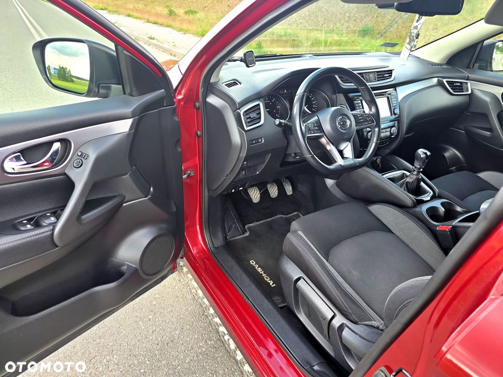 Nissan Qashqai 1.5 dCi N-Connecta - 17